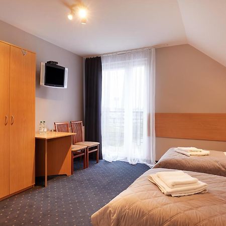 Hotel Wena Kielce Exterior foto
