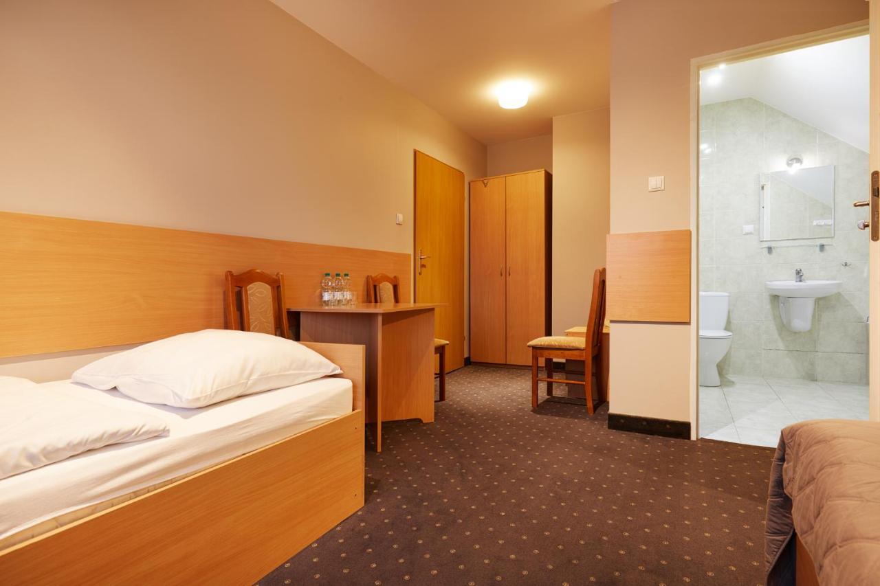 Hotel Wena Kielce Exterior foto